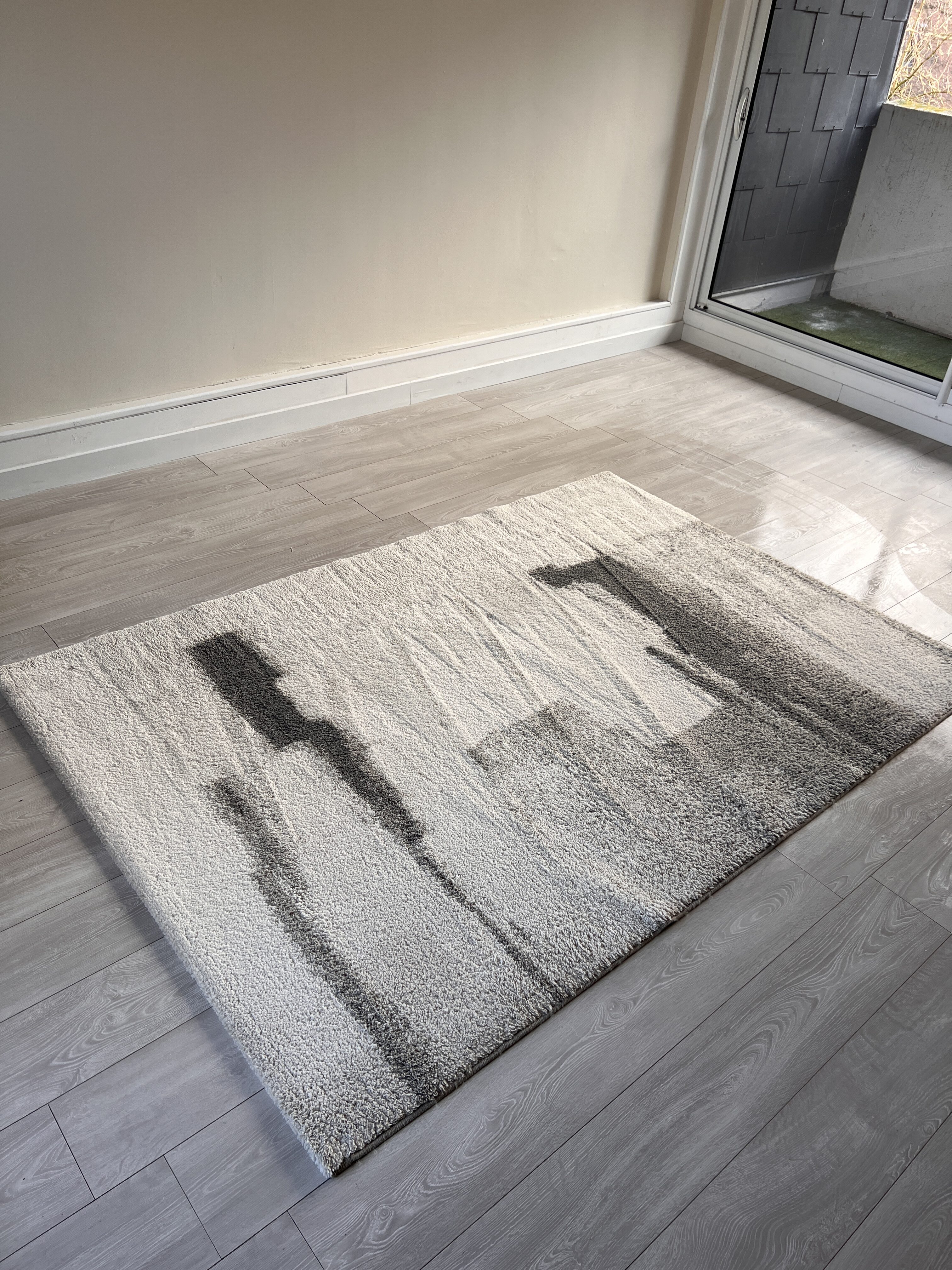 Un tapis propre après un nettoyage en profondeur - CleanWash Services Arras